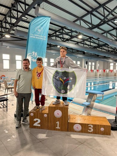 Okul Sporları Yıldızlar Yüzme Müsabakaları Tamamlandı