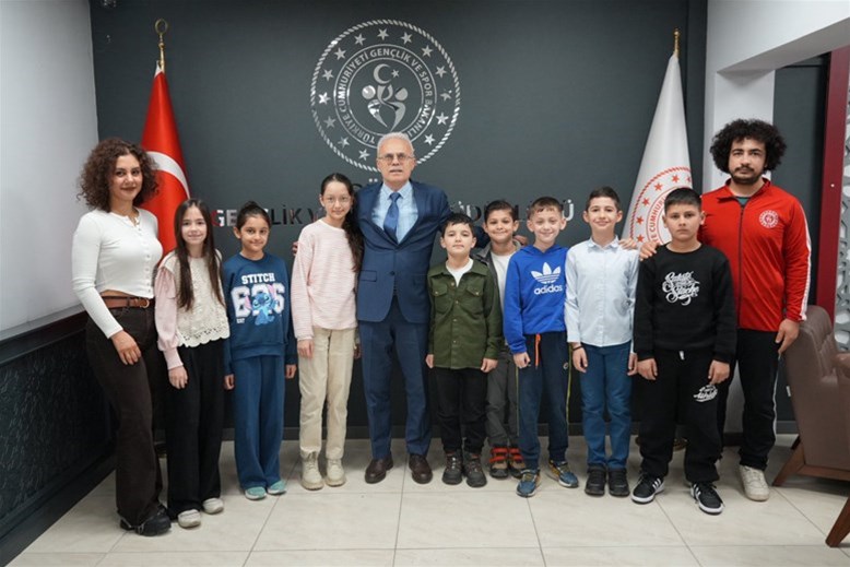 Düzce’nin Genç Yeteneklerinden İl Müdürümüz Zekeriya Arslantürk’e Ziyaret