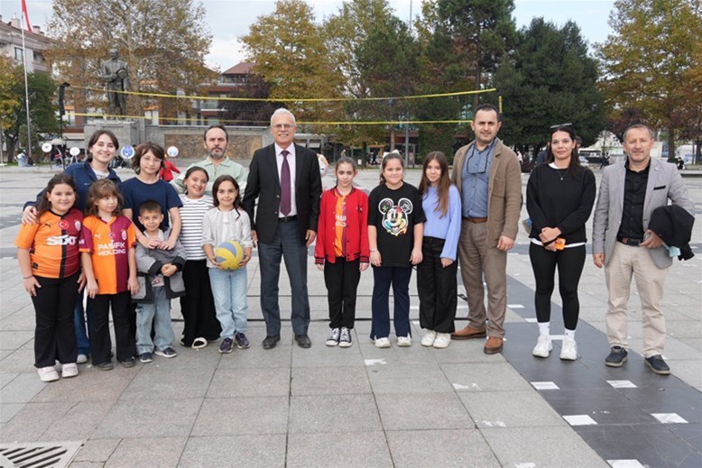 “Okula Mola, Spora Fora!” Etkinliğiyle Gençler Spora Doydu