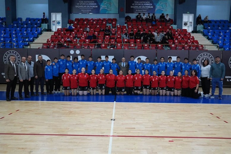 Okul Sporları Açılış Seremonisi Gerçekleştirildi