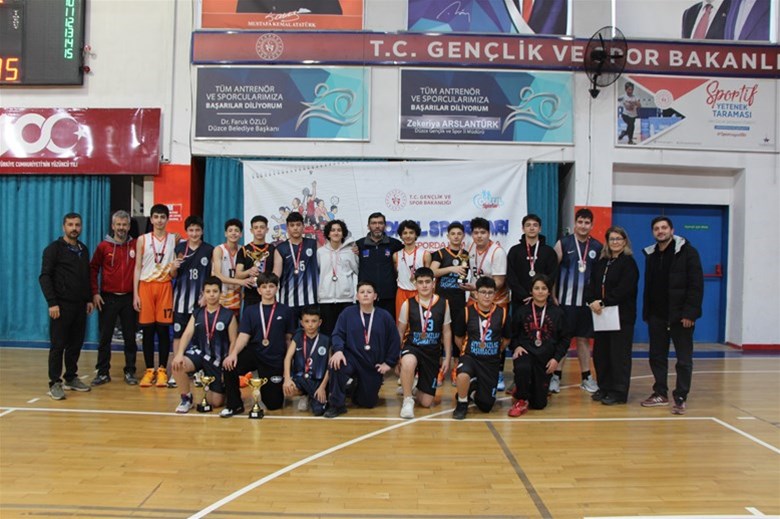 3x3 Basketbol Müsabakaları Tamamlandı