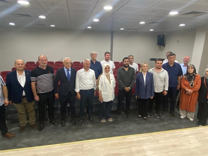 Akçakoca’da Yapımı Devam Eden Öğrenci Yurdunda İnceleme